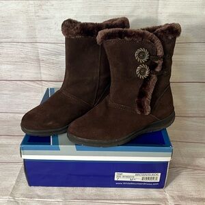White Mtn Trip Brown boots SZ 7
